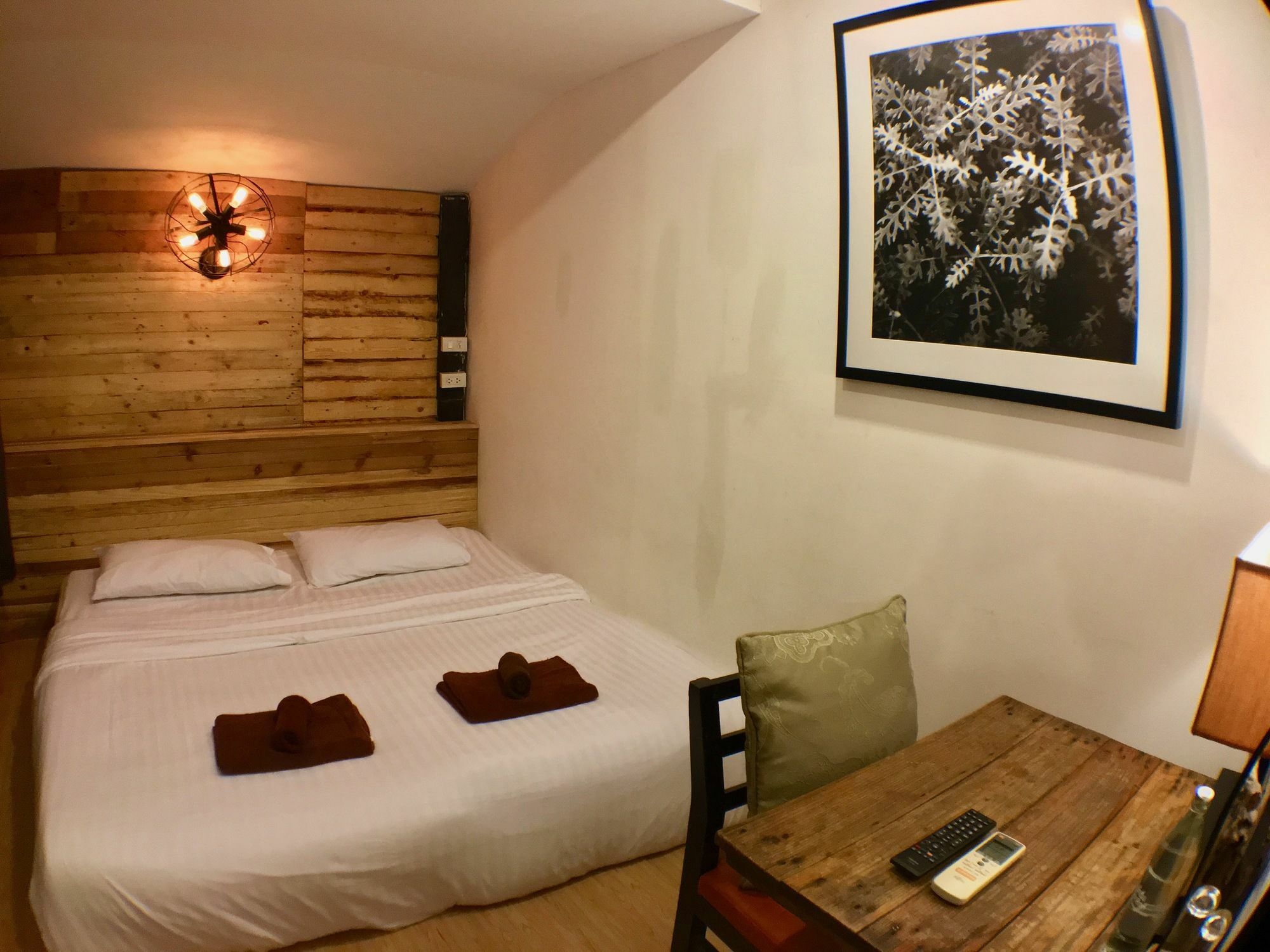 Jao Hostel & Cafe Csiangmaj Kültér fotó