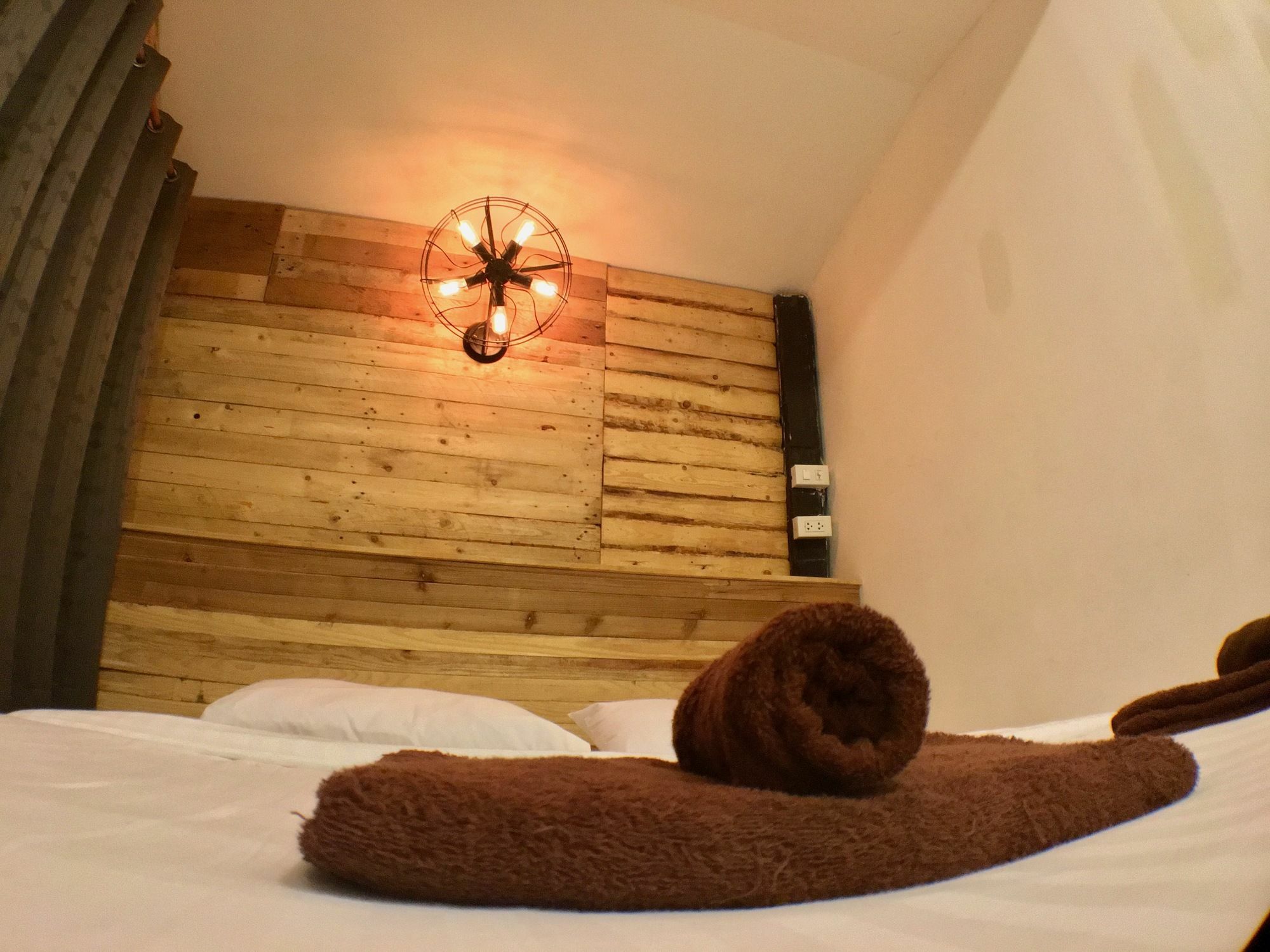 Jao Hostel & Cafe Csiangmaj Kültér fotó